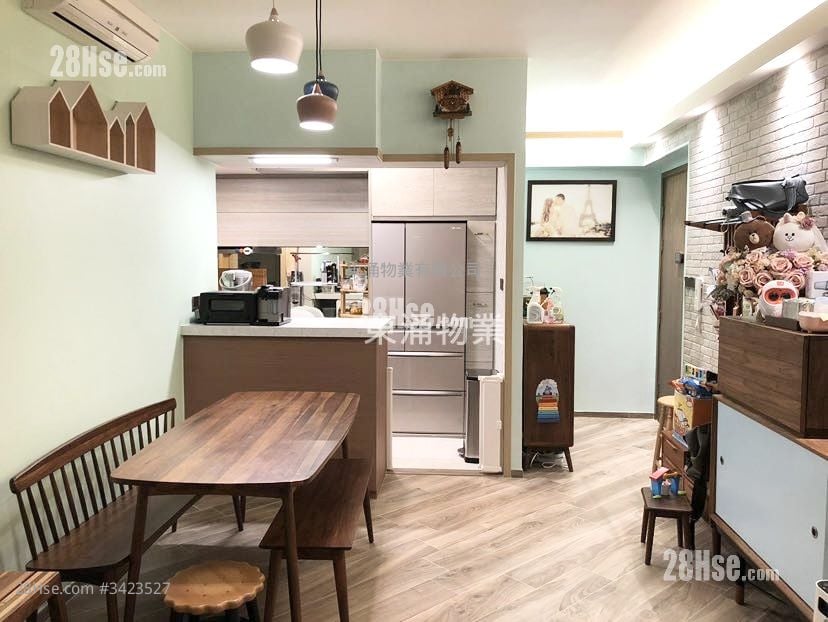 The Visionary Sell 3 Bedrooms , 2 Bathrooms 990 ft²