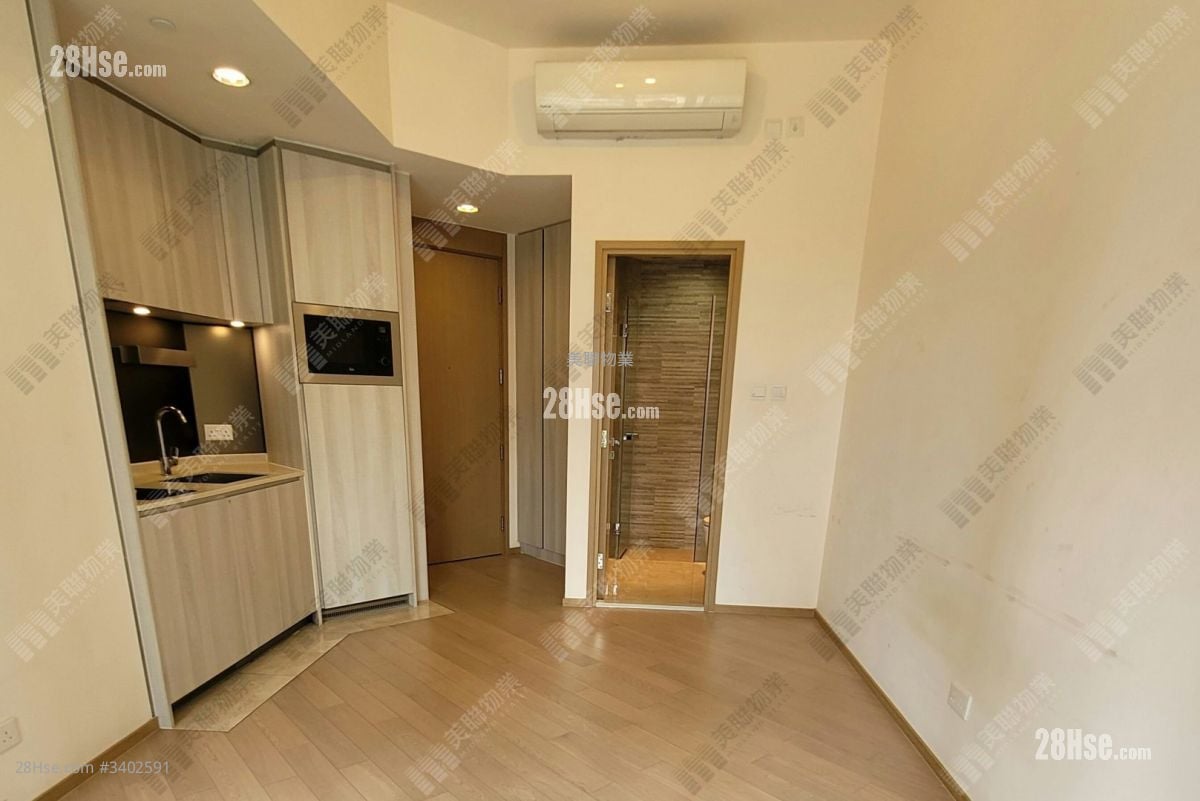 Eight Regency Sell 1 Bathroom 296 ft²