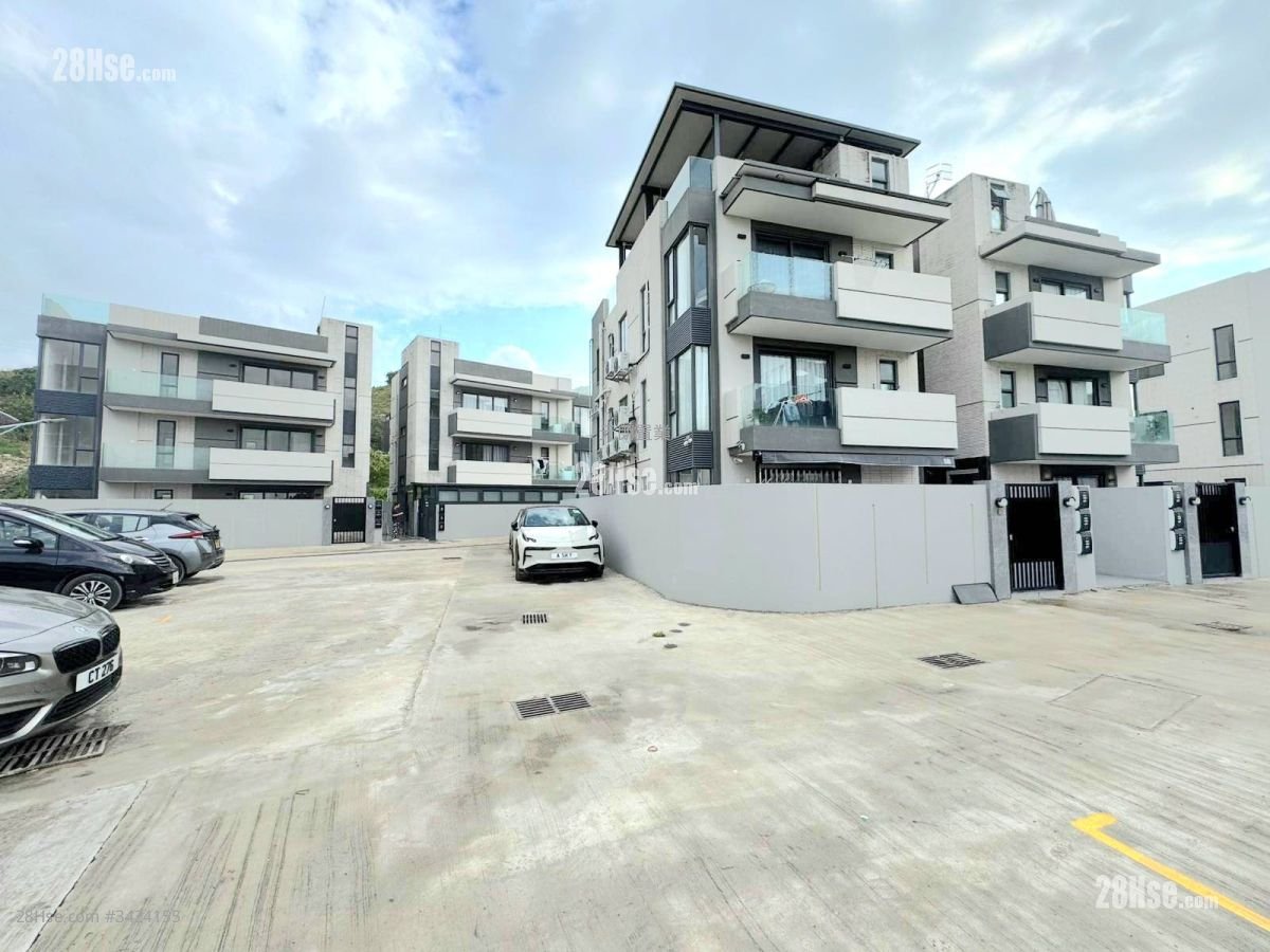 Village Sell 3 Bedrooms , 2 Bathrooms 700 ft²