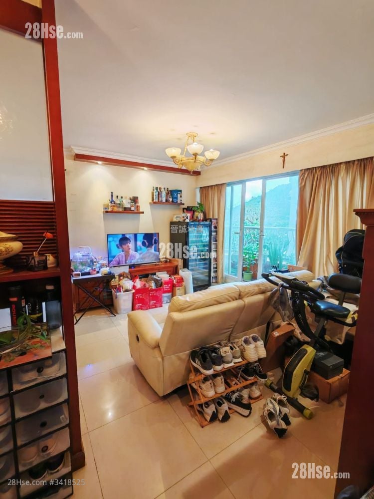 Hong Kong Garden Sell 3 Bedrooms , 2 Bathrooms 792 ft²