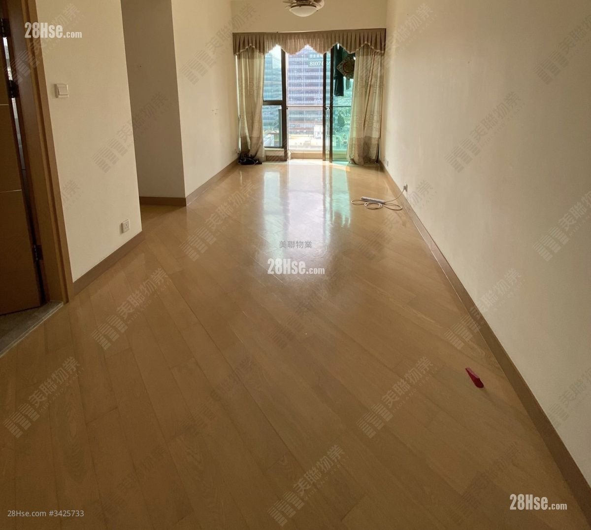 One Regent Place Sell 2 Bedrooms , 1 Bathroom 512 ft²