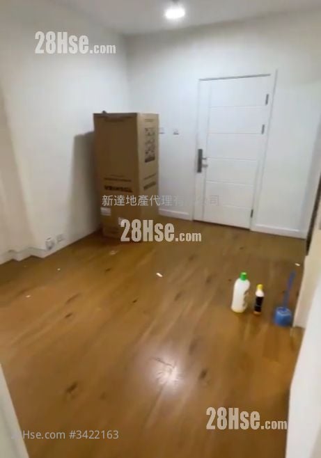 Yee Fung Garden Rental 2 Bedrooms , 1 Bathroom 329 ft²