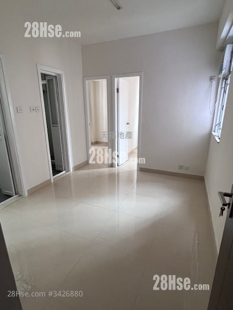 Yen Men Building Sell 2 Bedrooms , 1 Bathroom 277 ft²
