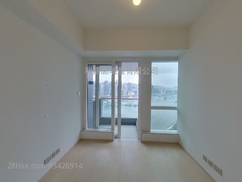 Miami Quay Rental 3 Bedrooms , 2 Bathrooms 661 ft²