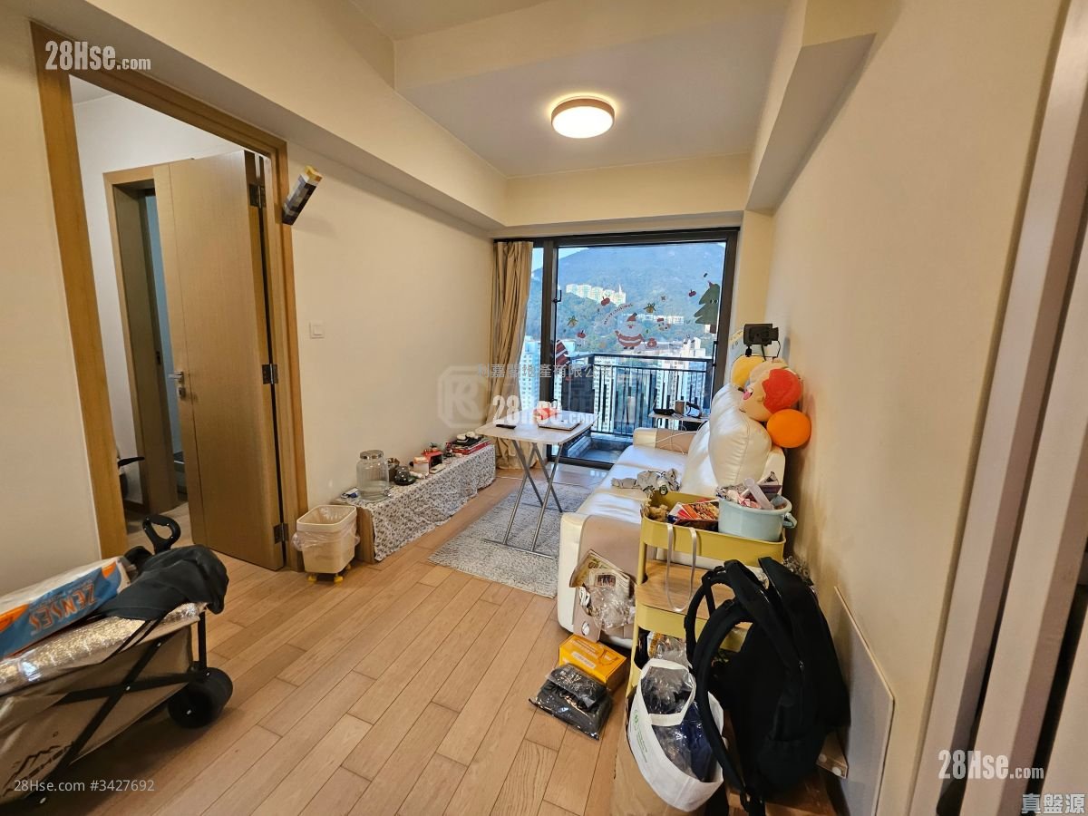 The Ascent Sell 2 Bedrooms 407 ft²