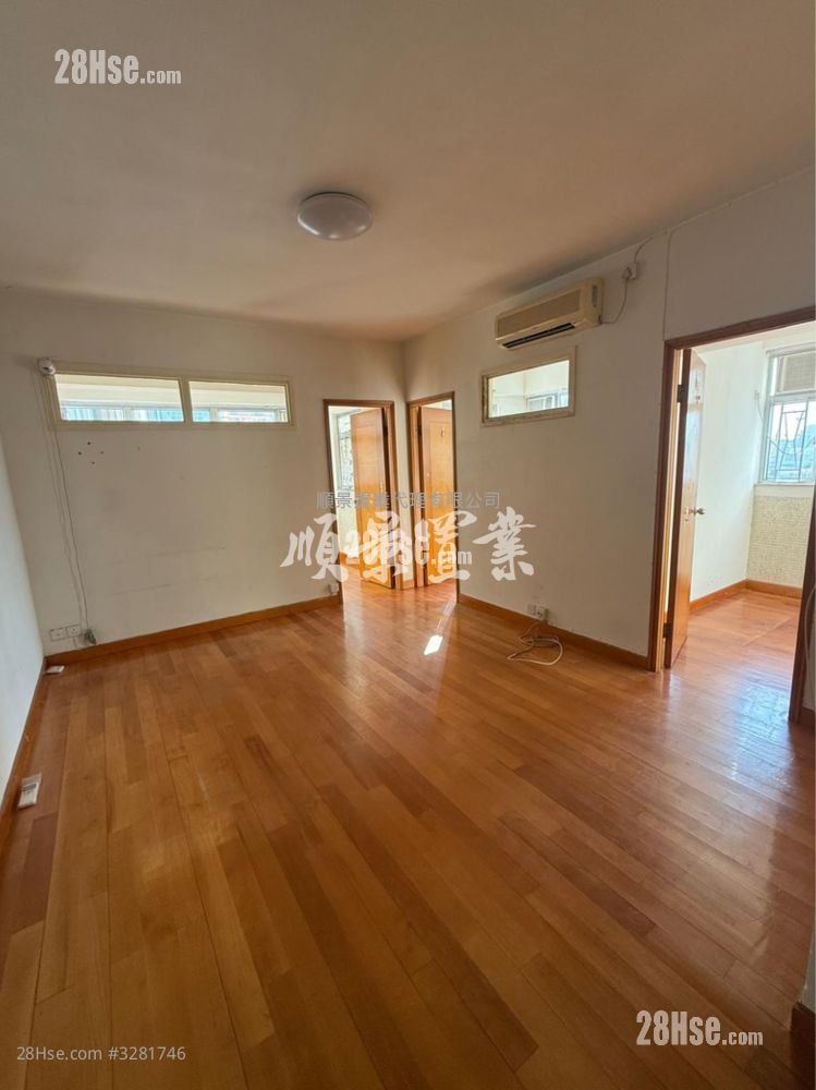 Wai On Building Rental 3 Bedrooms , 1 Bathroom 582 ft²