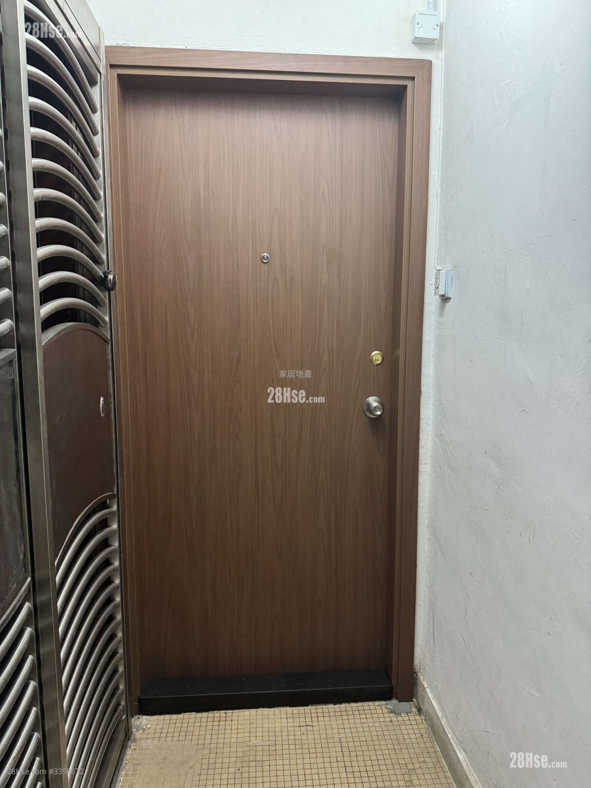 Fu On Court Rental 415 ft²