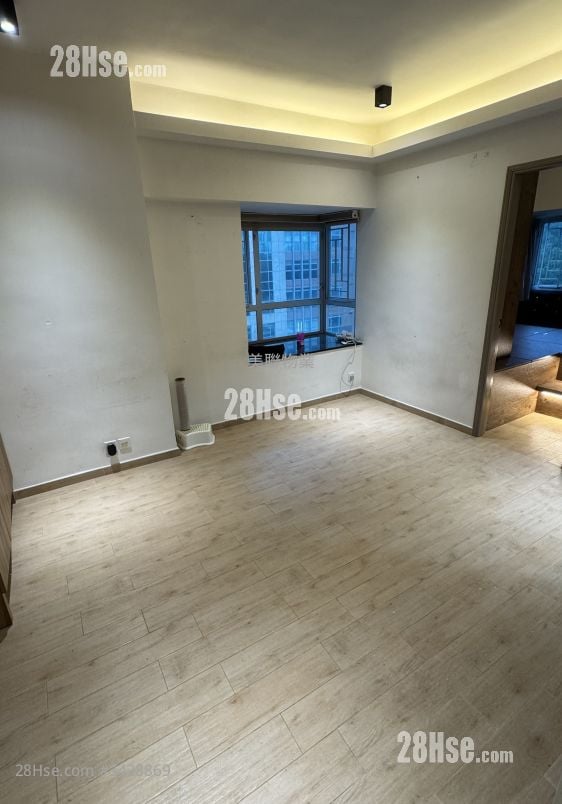 Tsuen Kam Centre Sell 2 Bedrooms , 1 Bathroom 354 ft²