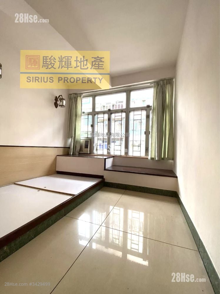Bik Ho Building Rental Studio , 1 Bathroom 180 ft²