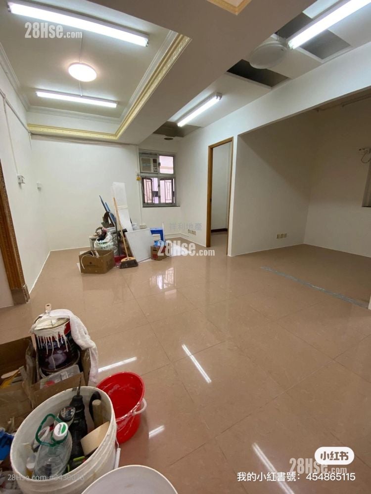 Hong Kiu Mansion Rental 3 Bedrooms 490 ft²