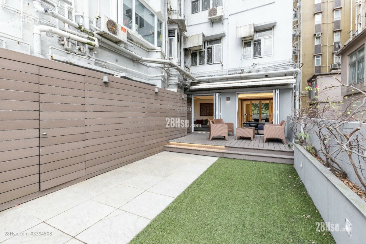 Wah Po Building Sell 1 Bedroom , 1 Bathroom 407 ft²