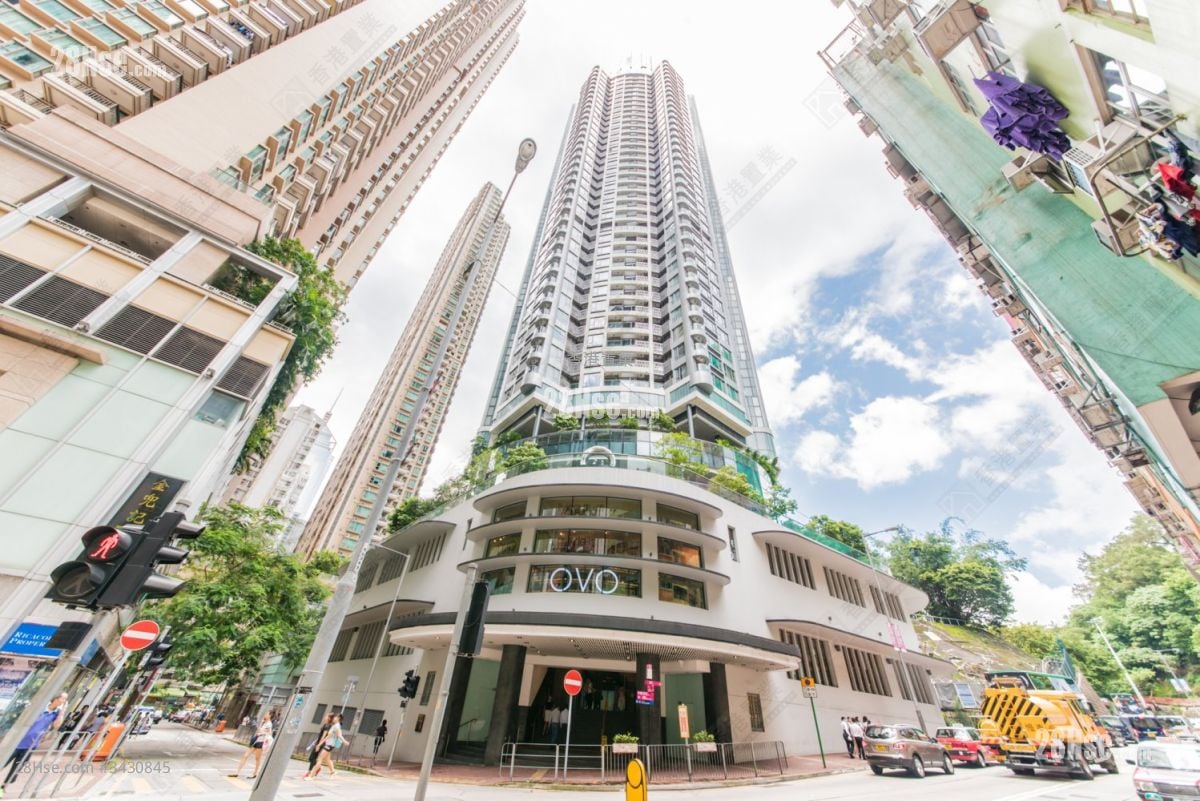 One Wanchai Sell 3 Bedrooms , 2 Bathrooms 867 ft²
