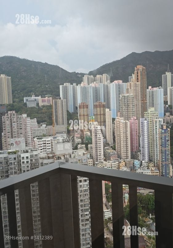 Lions Rise Sell 2 Bedrooms , 1 Bathroom 569 ft²