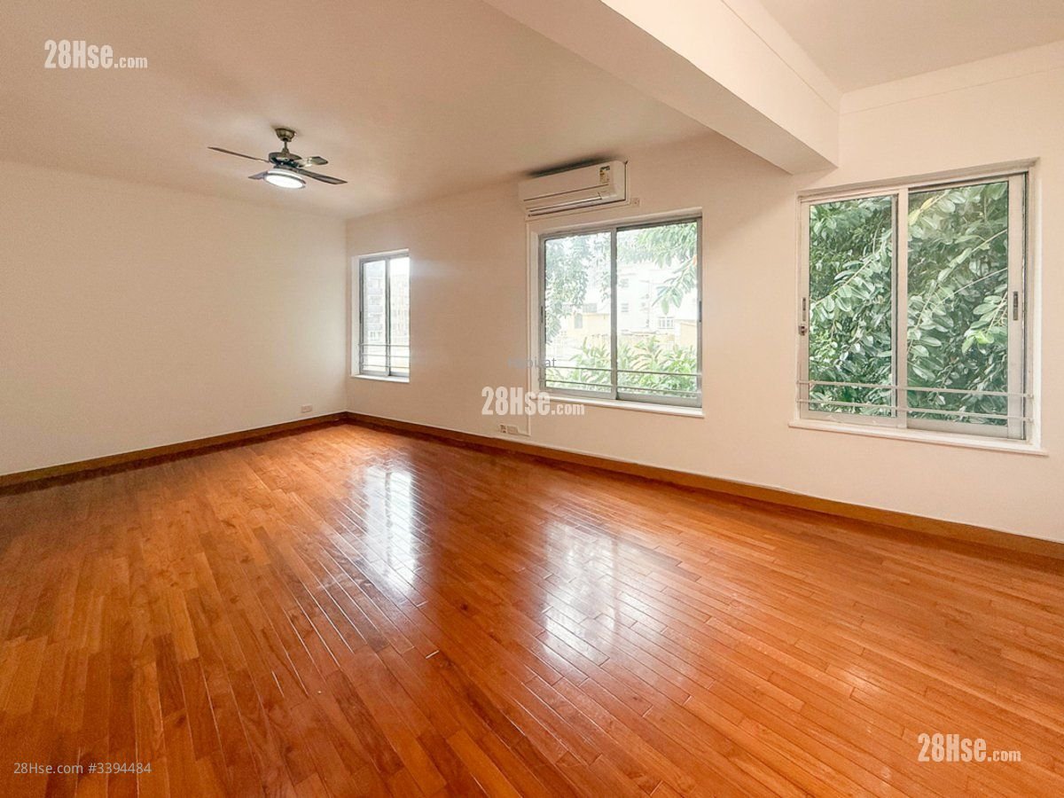 Hong Lok Mansion Sell 3 Bedrooms , 2 Bathrooms 1,294 ft²
