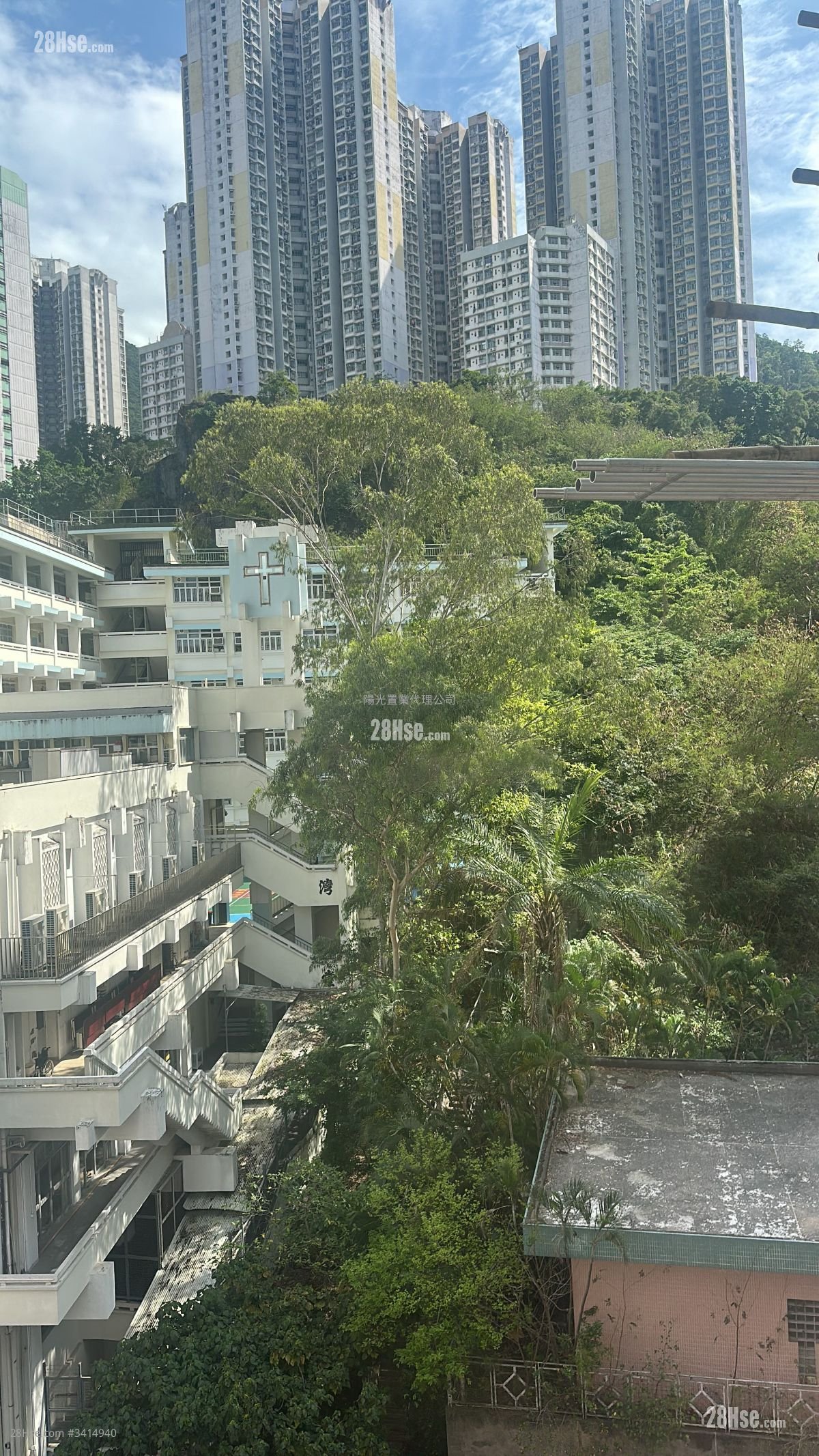 海寧大廈 租盤 1 房 , 1 浴室 297 平方呎
