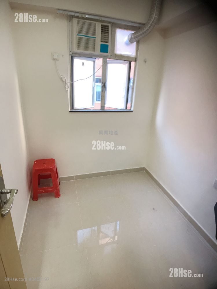 Kin Tak House Rental Studio , 1 Bathroom 100 ft²