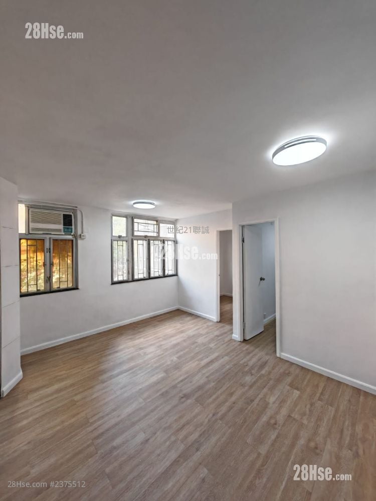 Hong Wah Court Rental 2 Bedrooms , 1 Bathroom 380 ft²
