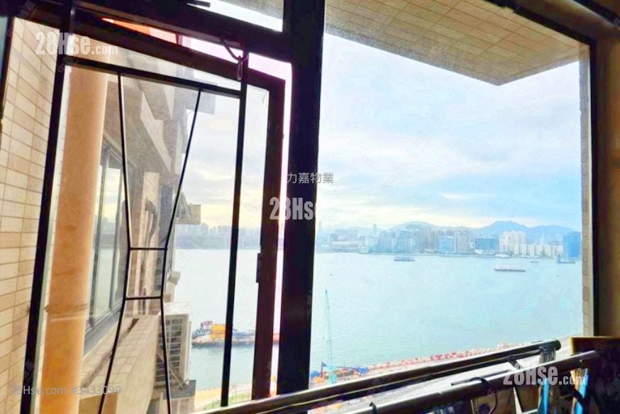Victoria Centre Sell 2 Bedrooms , 1 Bathroom 572 ft²