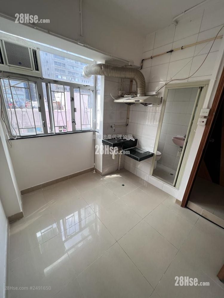 Yen Wai Garden Rental Studio , 1 Bathroom 100 ft²