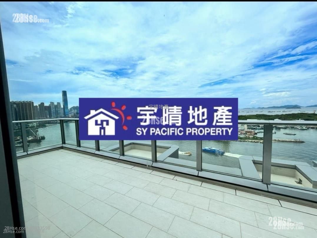 Grand Victoria Rental 4 Bedrooms , 3 Bathrooms 1,394 ft²