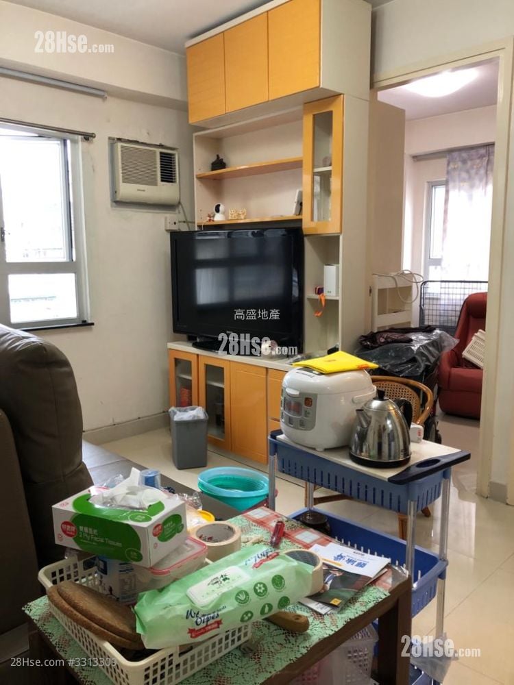 Wing Wah Mansion Sell 2 Bedrooms , 1 Bathroom 313 ft²