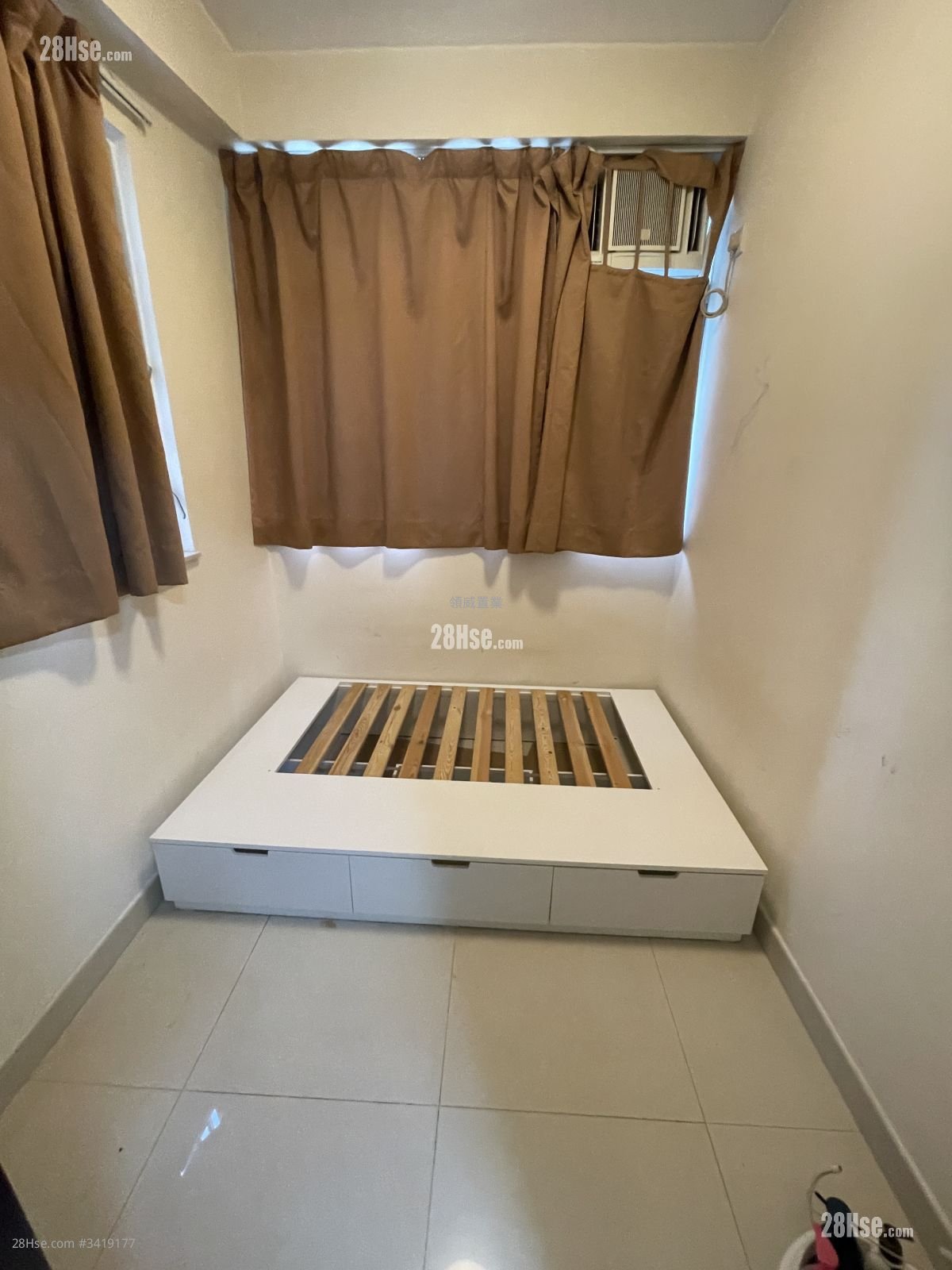 Hop Shing Mansion Rental 2 Bedrooms , 1 Bathroom 340 ft²