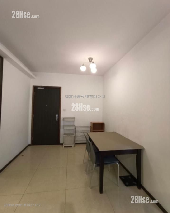 The Metropolis Residence Sell 2 Bedrooms , 1 Bathroom 489 ft²