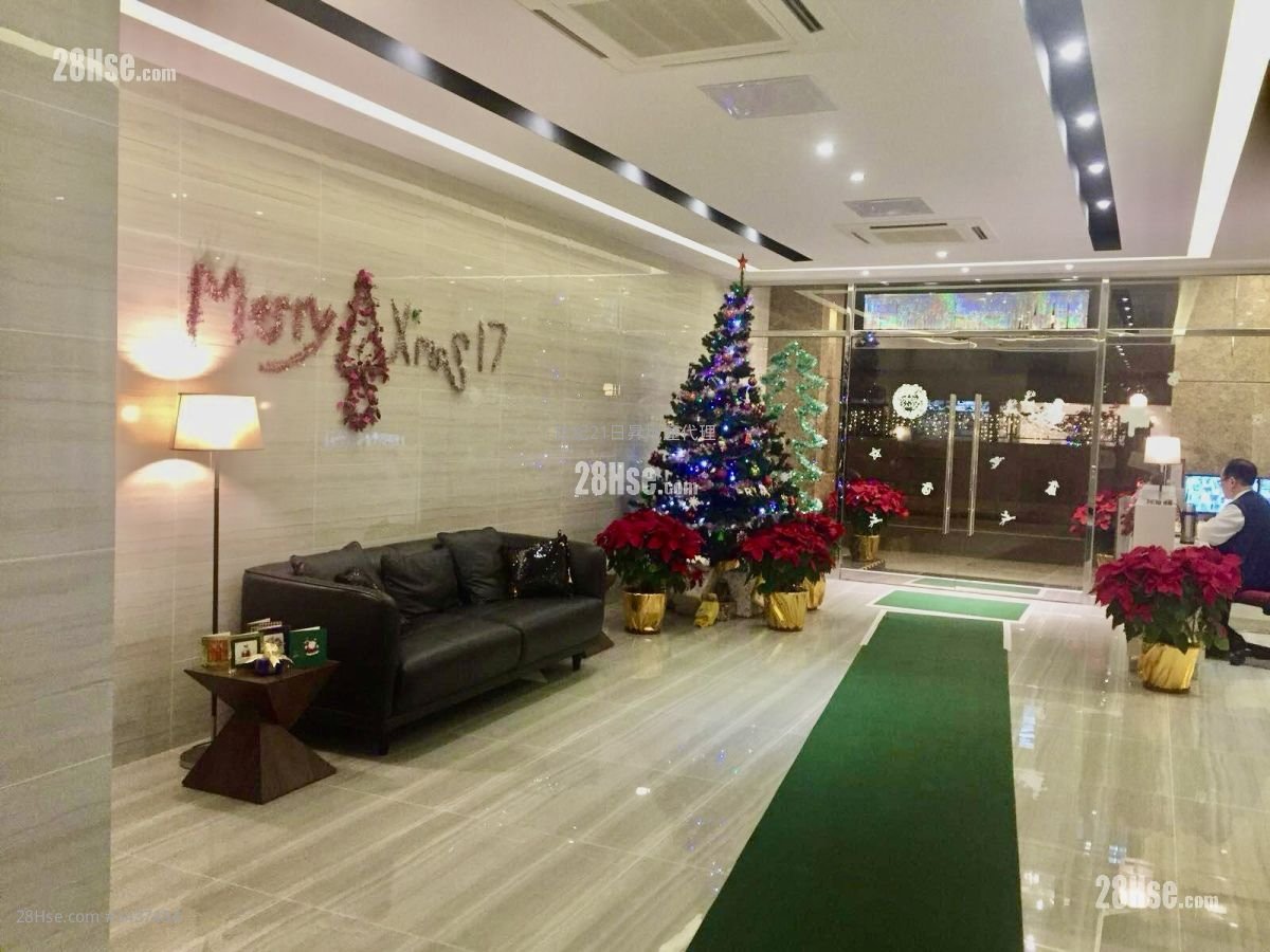 Maiden Court Sell 3 Bedrooms , 2 Bathrooms 716 ft²