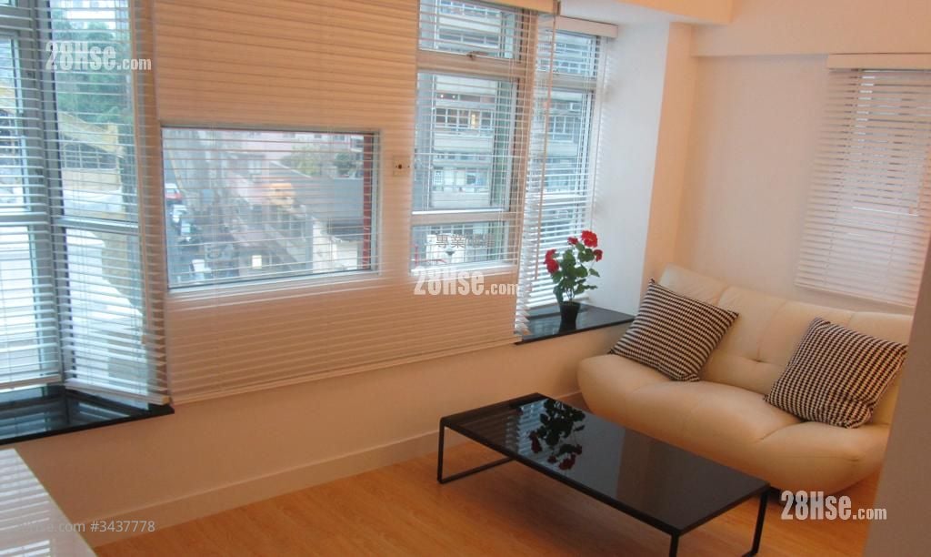 Amber Lodge Rental Studio , 1 Bathroom 275 ft²