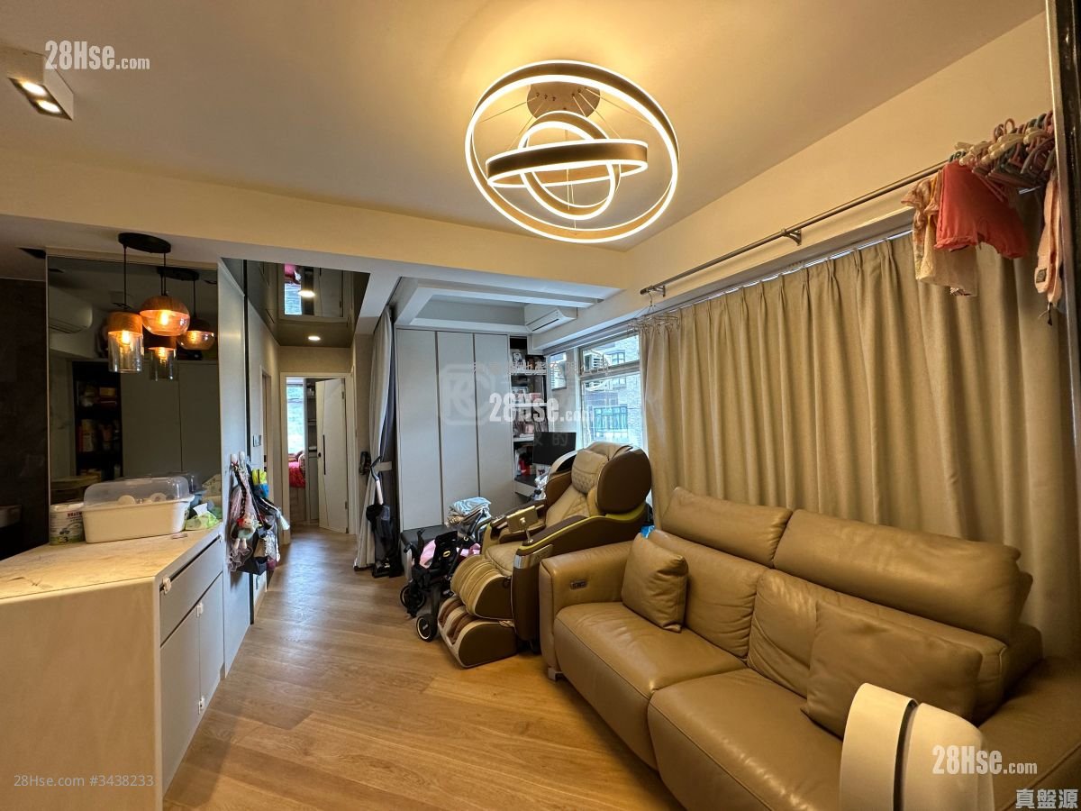Fairview Garden Sell 2 Bedrooms , 1 Bathroom 505 ft²