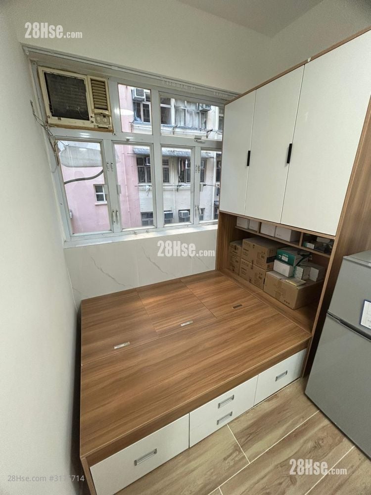National Court Rental 160 ft²