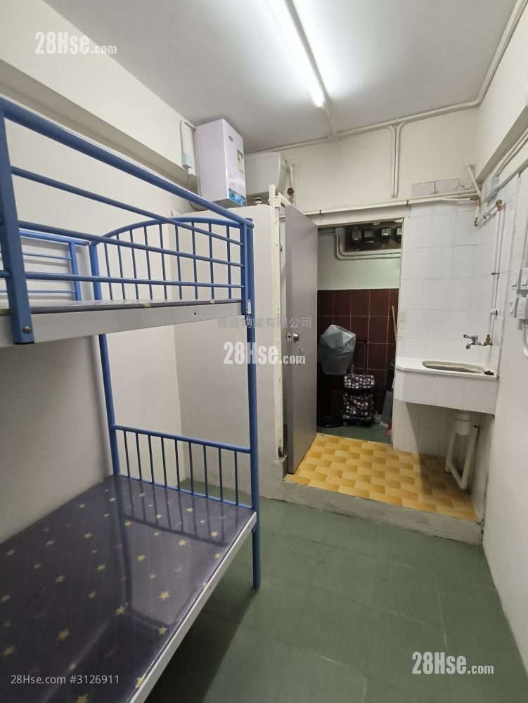 Tung Lo Court Rental 1 Bedroom , 1 Bathroom 120 ft²
