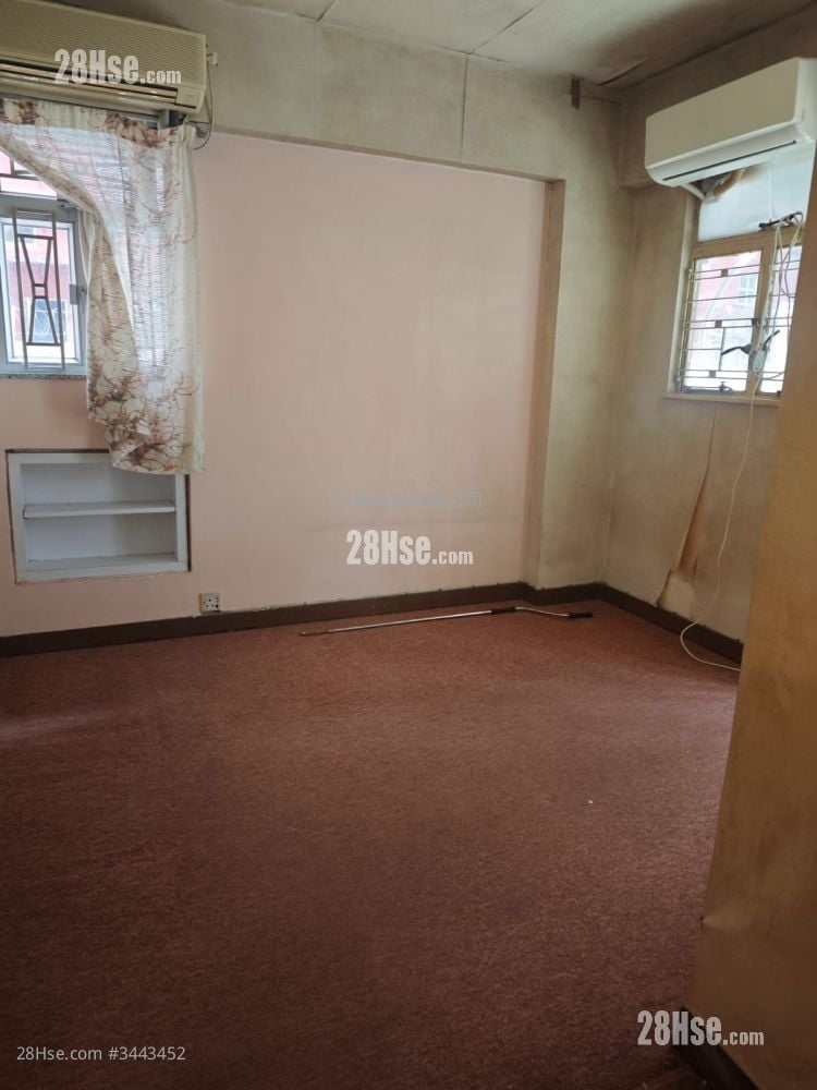 Ho On Mansion Sell 3 Bedrooms , 1 Bathroom 690 ft²