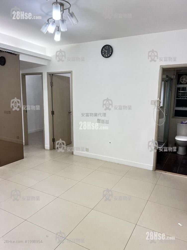 Wing Ming Garden Sell 3 Bedrooms , 1 Bathroom 470 ft²