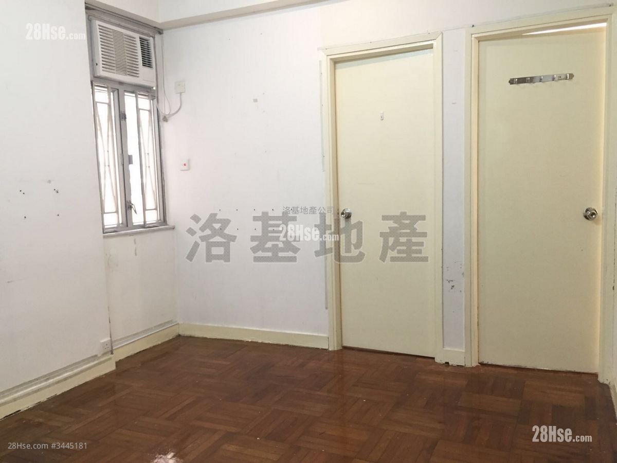 Jade Field Garden Rental 2 Bedrooms , 1 Bathroom 346 ft²