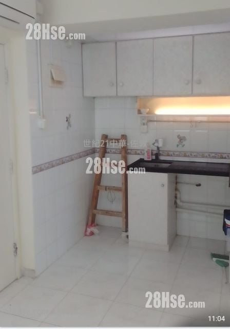 Ko Kie Building Rental 2 Bedrooms , 1 Bathroom 266 ft²
