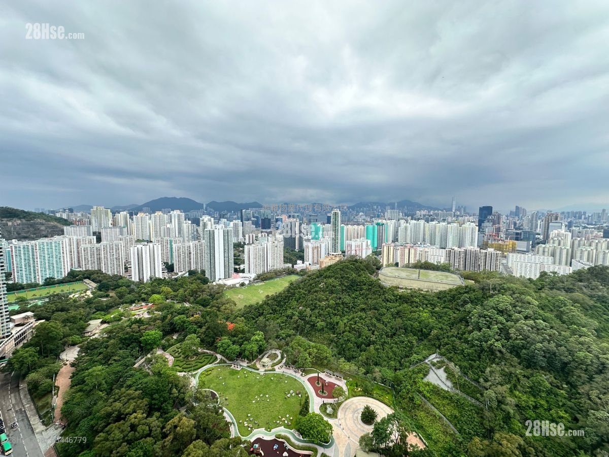 Aria Sell 4 Bedrooms , 4 Bathrooms 1,677 ft²