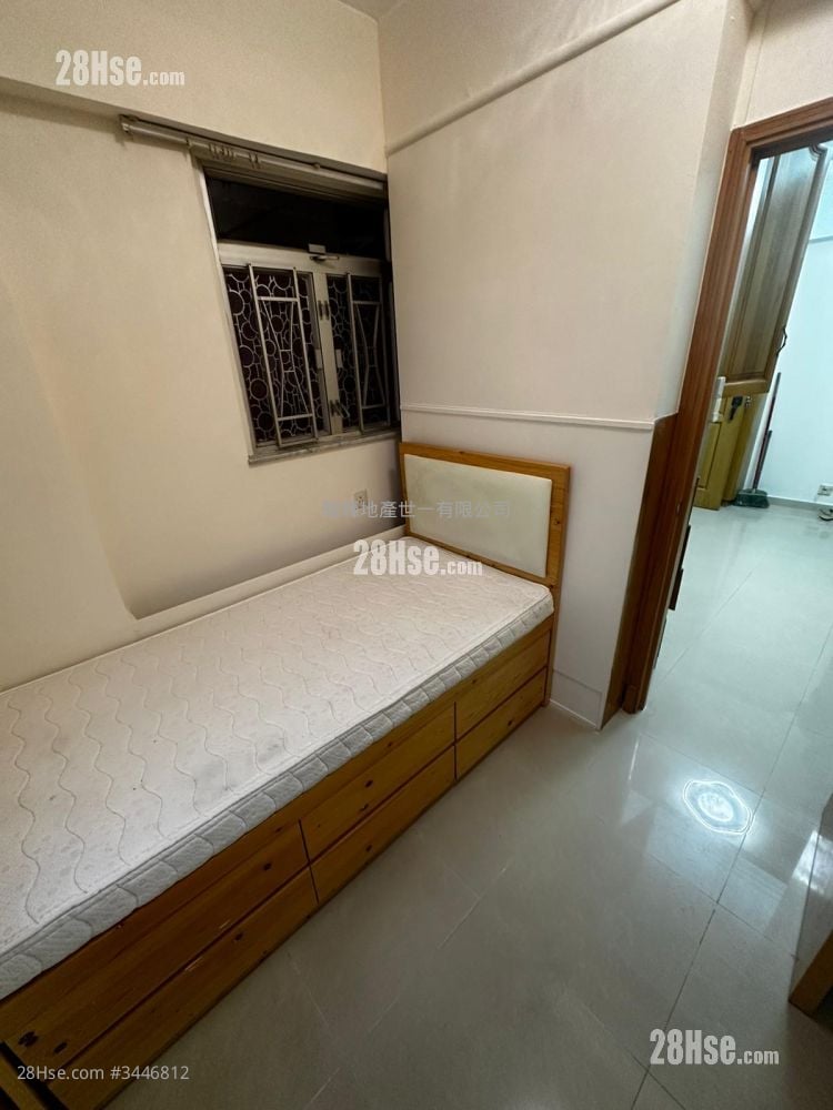 有利楼 售盘 2 房 , 1 浴室 320 平方尺