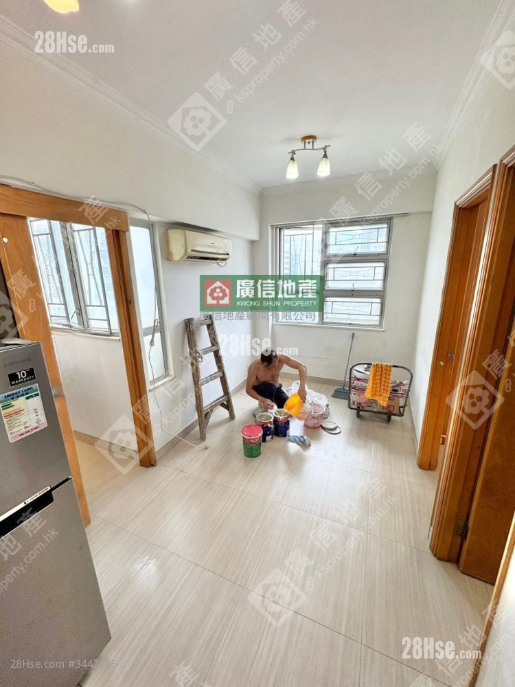 Ka Lee Building Sell 2 Bedrooms , 1 Bathroom 285 ft²