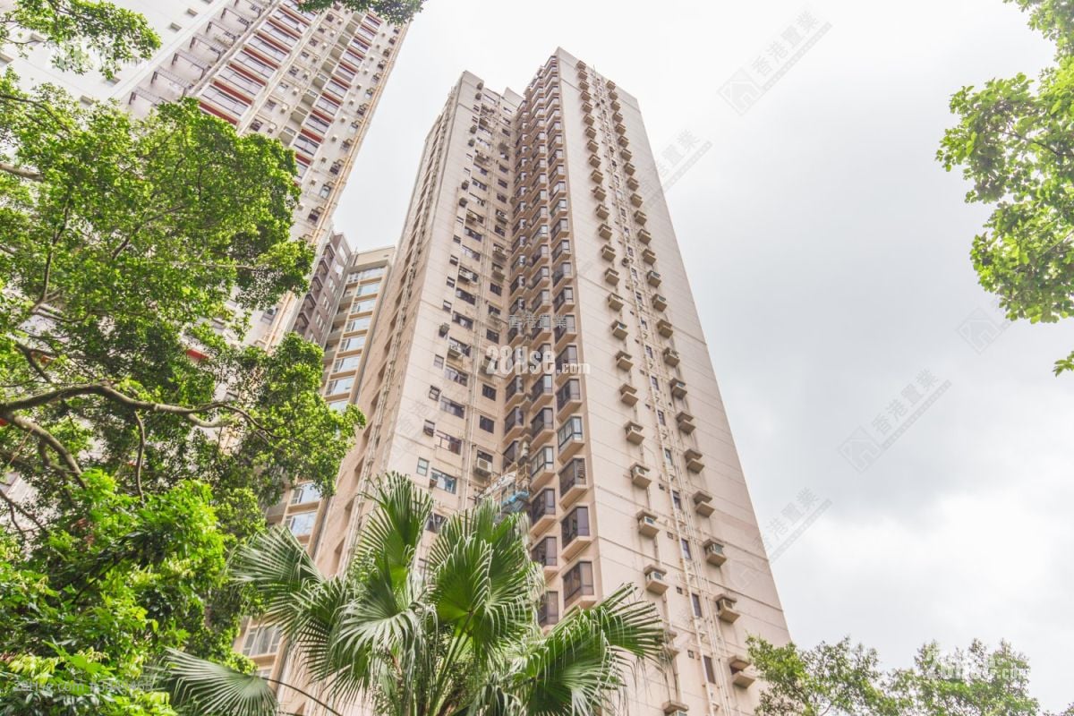 Yukon Court Sell 3 Bedrooms , 3 Bathrooms 1,409 ft²