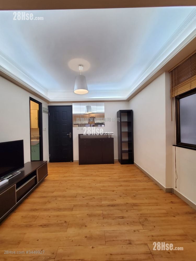 Johnston Court Sell 1 Bedroom , 1 Bathroom 377 ft²