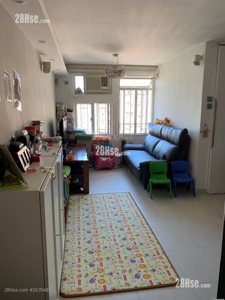 Yue Tin Court Sell 429 ft²