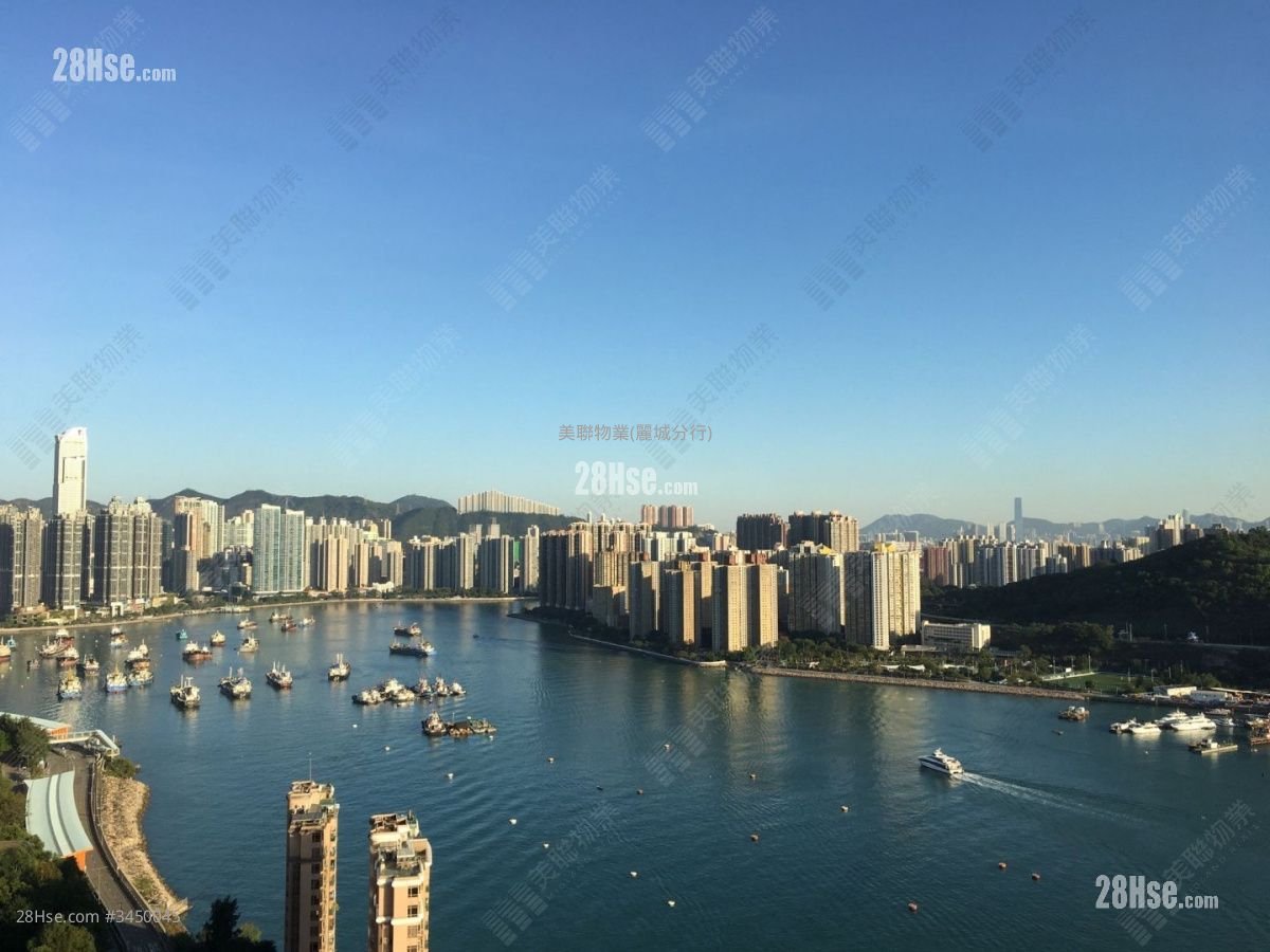 金丽苑 售盘 3 房 1,015 平方尺