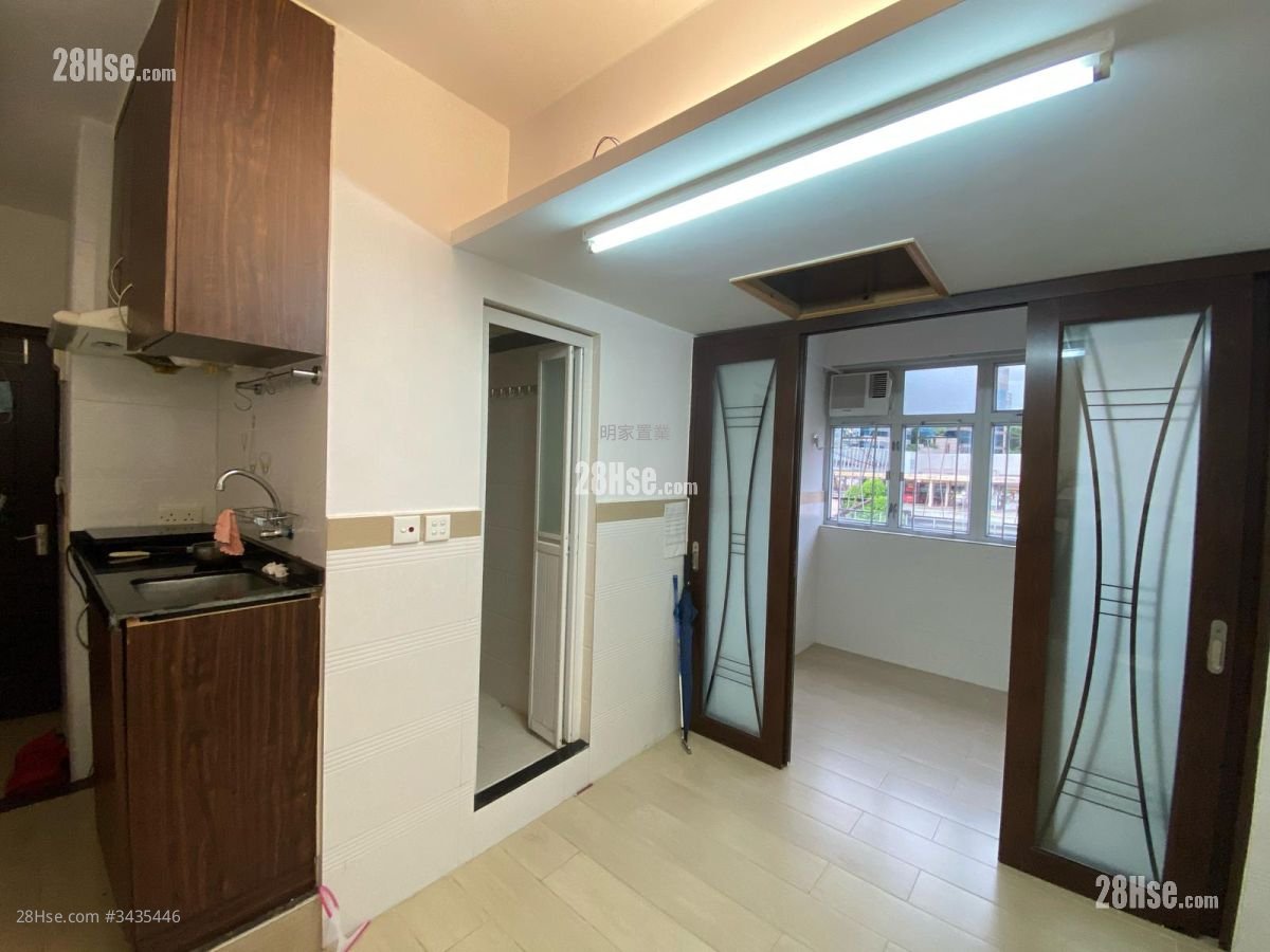 Pak Po Mansions Rental 1 Bedroom , 1 Bathroom 180 ft²