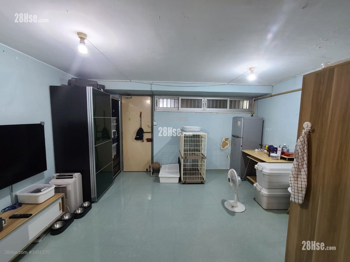 Tung Tau (Ii) Estate Sell 2 Bedrooms 385 ft²