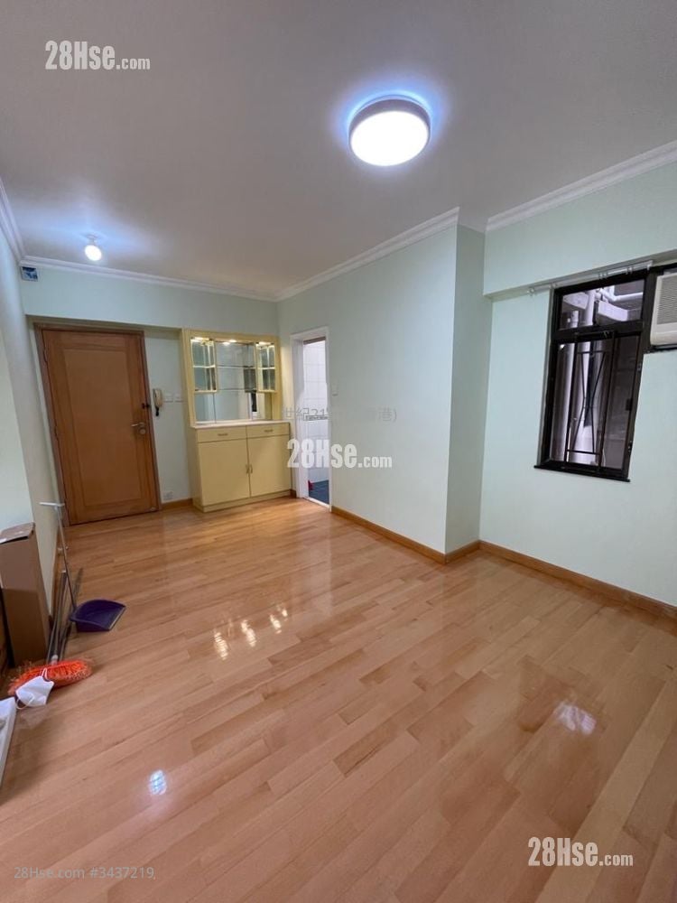 Bay View Garden Rental 3 Bedrooms , 2 Bathrooms 637 ft²
