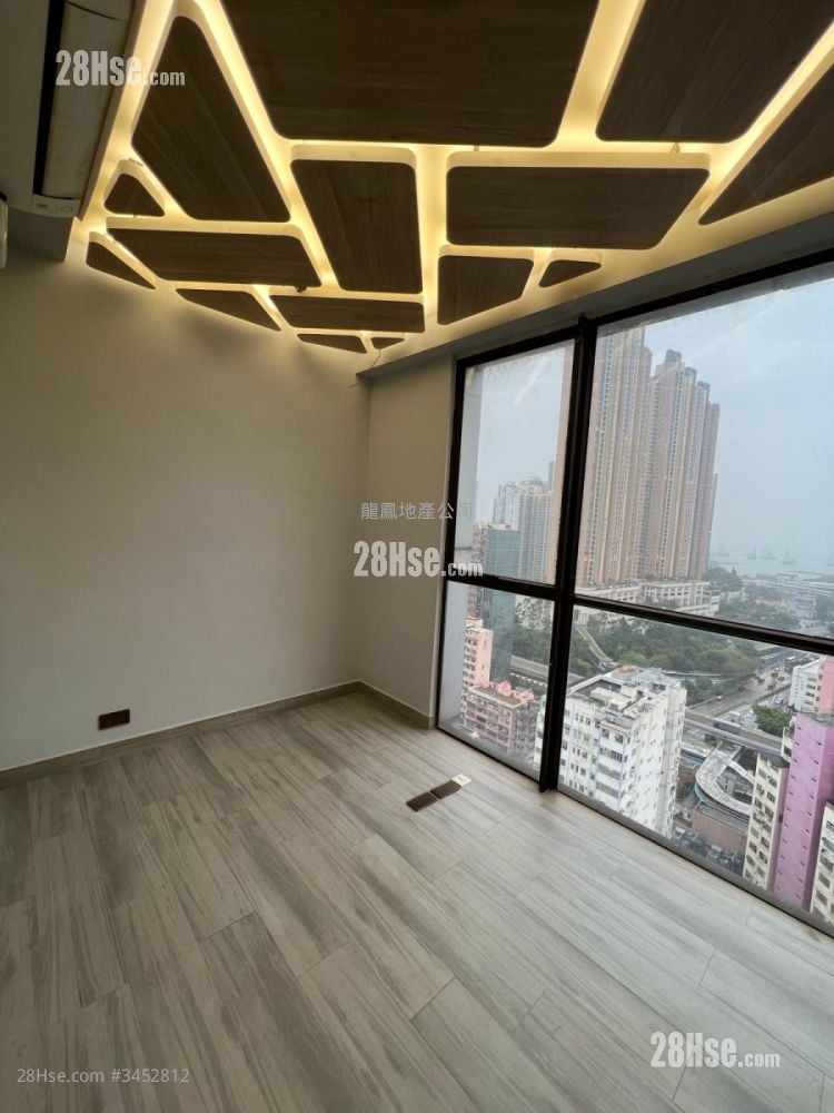 Island Centre Sell 1 Bedroom , 1 Toilet