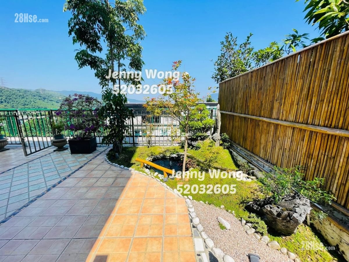 Hilltop Garden Sell 4 Bedrooms , 4 Bathrooms 2,209 ft²