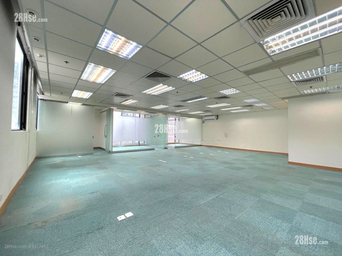 Easy Tower Rental 3 Bedrooms 1,215 ft²