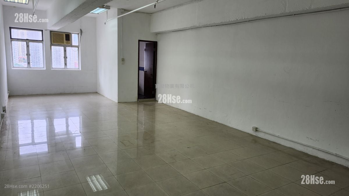 Mai Kei Industrial Building Rental 1 Toilet
